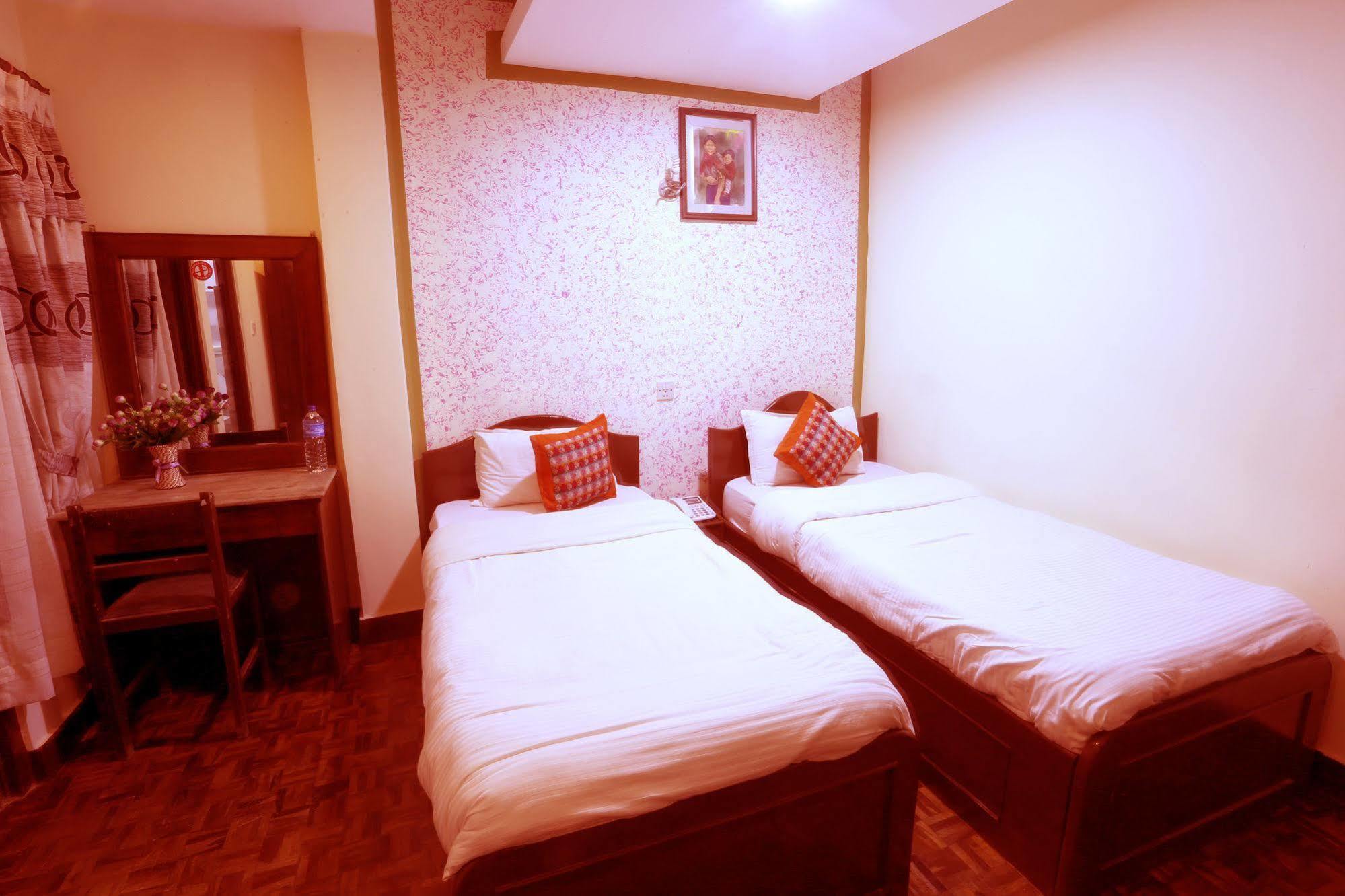 Oyo 153 Aster Hotel Nepal Katmandu Dış mekan fotoğraf