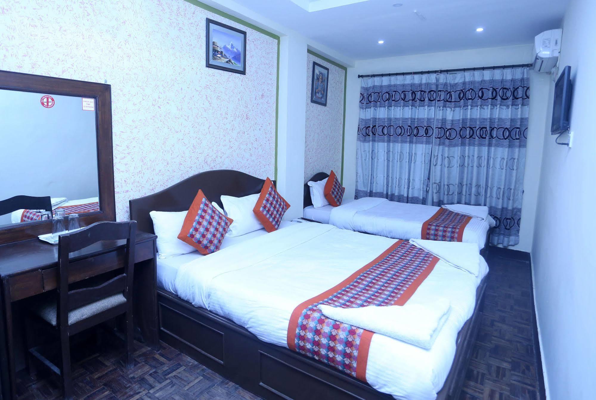 Oyo 153 Aster Hotel Nepal Katmandu Dış mekan fotoğraf